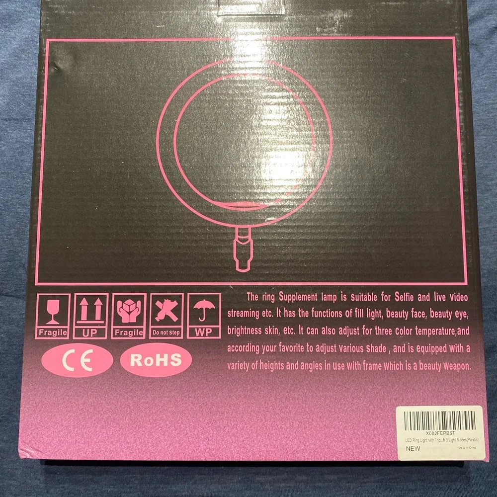 Tripod Ring Light For Phones. Never Used. Brand New.